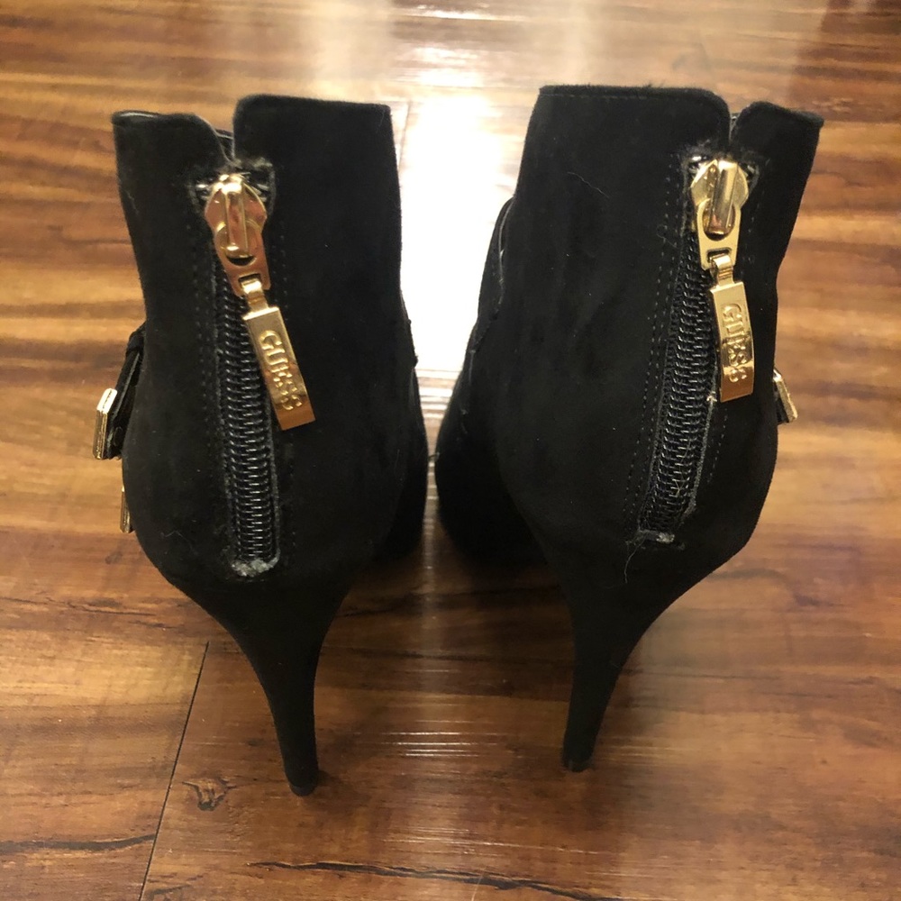 Heels - Picture 4 of 6